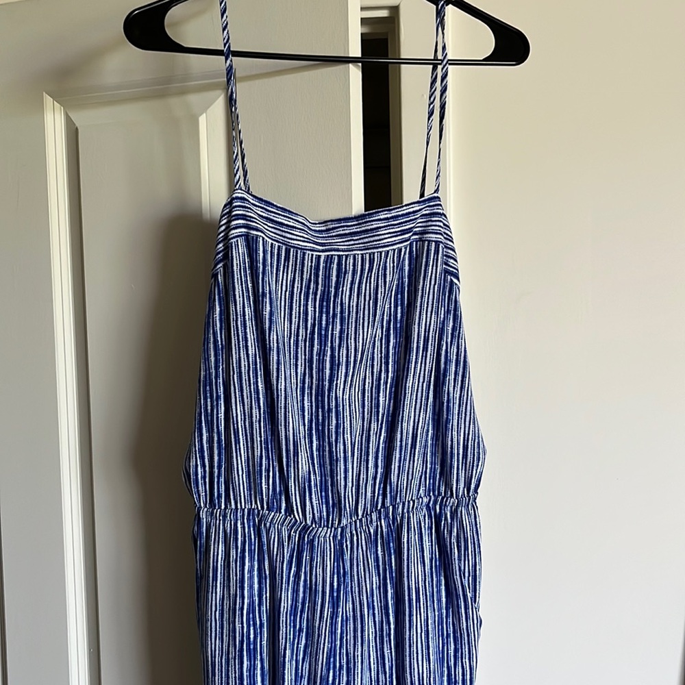 Blue and white jumpsuit from Veronica M. Size M.